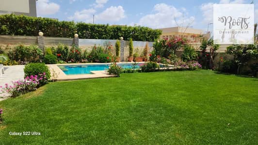 For sale: A fully finished luxury villa in Grand Heights Compound, October