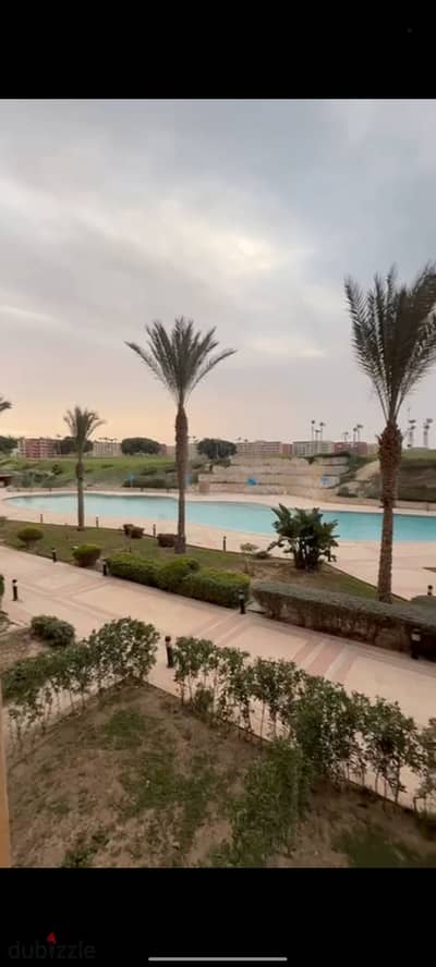 شاليه للبيع في بورتو جولف علي حمام السباحه