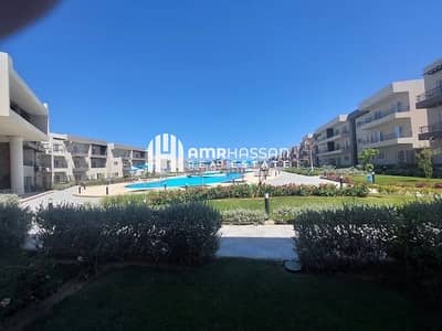 شقة مميزة في سهل حشيش بإطلالة على حمام السباحة