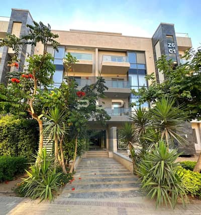 شقة للبيع جاهزة للاستلام ومتشطبه بالكامل  في كمبوند جاليريا مون فالي Galleria moon valley في قلب التجمع الخامس