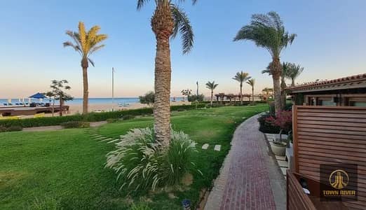 An exceptional deal for a quick sale: a chalet with sea and pool views for sale at Blue Blue Ain Sokhna (near Telal Sokhna). The resort offers a full
