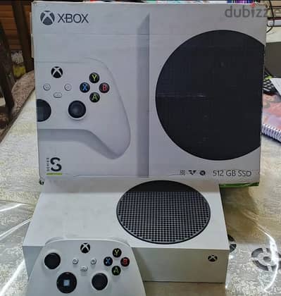 xbox series s  بحاله ممتازه