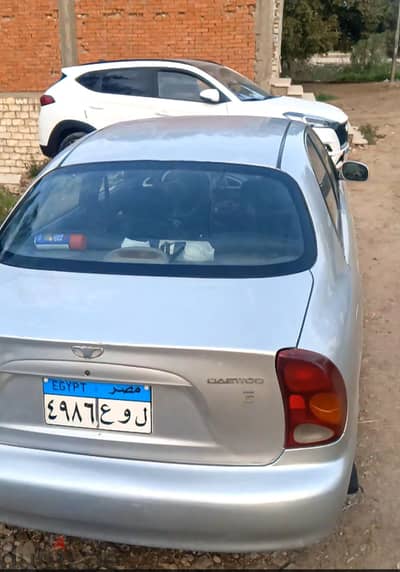 دايو لانوس 2007