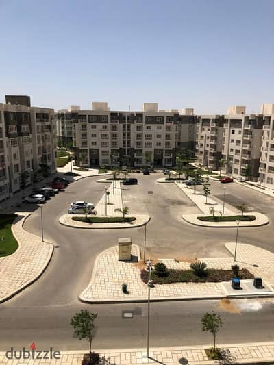 شقة للإيجار قانون جديد في مدينتي B10 – موقع مميز وسكن راقي