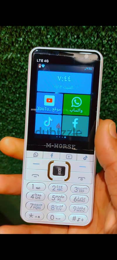 موبايل ام هورس