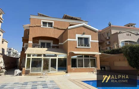 Standalone villa for rent in Laora New Cairo 700 sqm land 550 sqm built-up area 8 bedrooms 6 bathrooms driver room nanny room 12 ACs fully equipped ki
