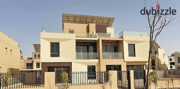 إستلام فورى توين هاوس بفيو واسع  فى فاى الشيخ زايد بجانب بيفرلى هيلز Vye Sodic