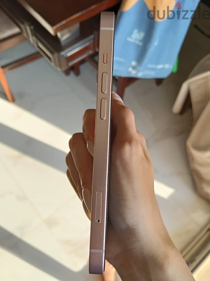 Apple - iPhone 13 4