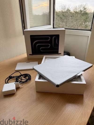 MacBook Pro 14' M3 Pro 18Gb 512GB With BOX