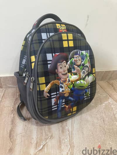 B. Z bag size 16 boys (شنطة بى زد مقاس 16 اولادى)