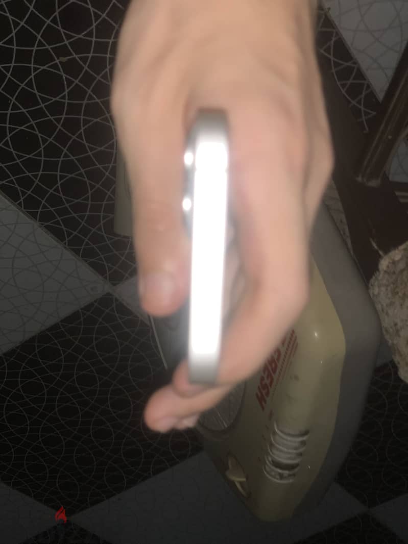 Apple - iPhone 13 5