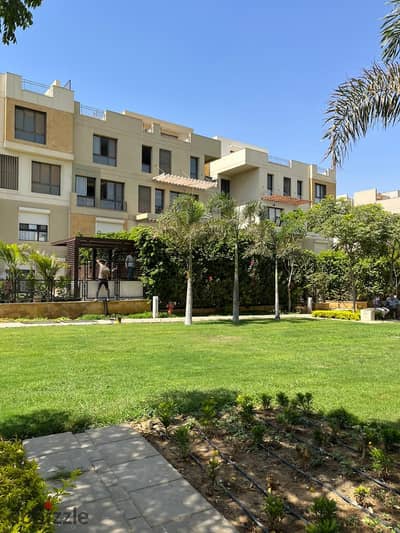 بتشطيب كامل بالفرش دوبلكس بجاردن فيو لاند سكيب للبيع في إيستاون سوديك القاهرة الجديدة Eastown Sodic New Cairo