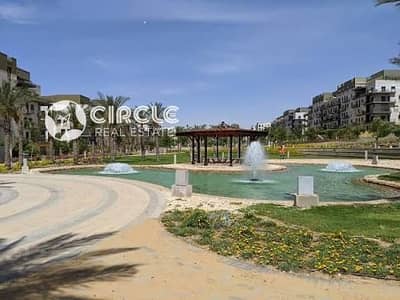دوبلكس فاخر للإيجار في إيستاون (eastown) مباني 310 م² | 4 غرف نوم | 4 حمامات | مطبخان | 3 تراس | تشطيب كامل بالتكييفات