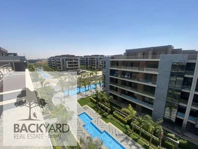 بالسعر القديم للبيع شقة استلام فوري 168 م في  كمبوند باتيو اور لافيستا التجمع الخامس (lavista patio oro) بالقرب من الجامعه الامريكيه و دقايق من MIVIDA