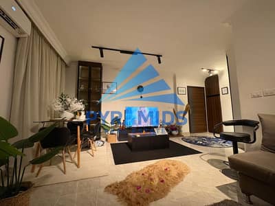 Luxury Hotel-Style Apartment in Madinaty B6  A premium hotel-style apartment in Madinaty B6 – Group 64, located directly in front of South Park