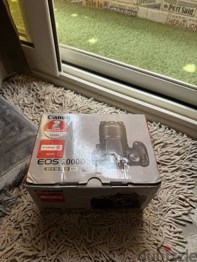 Canon eos 2000d