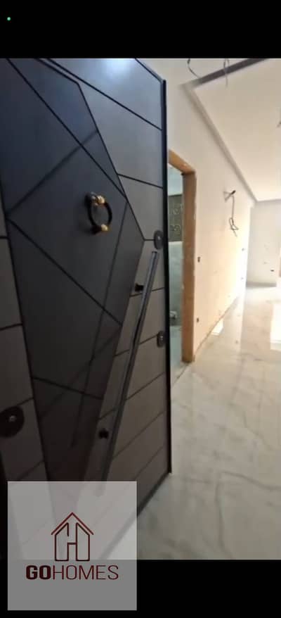 Apartment for sale  175 m in the 8th district of Zahraa El Maadi, near Noor International. .