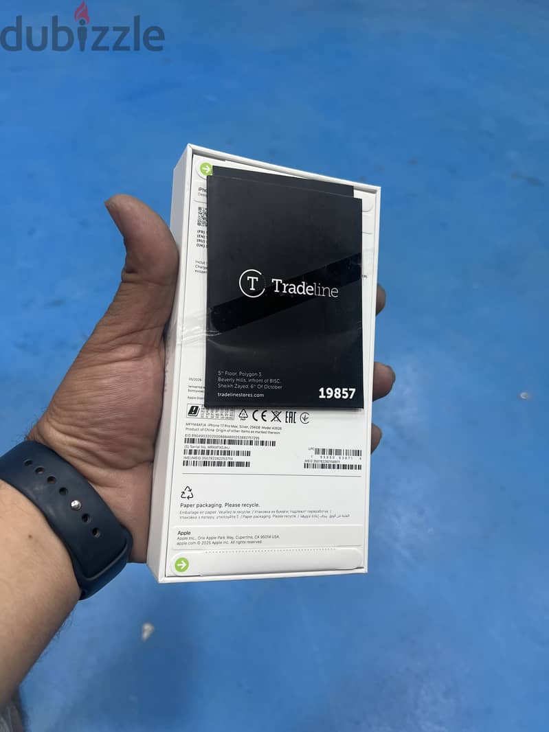 Apple - iPhone 17 Pro Max 2