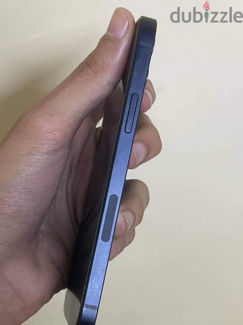 Apple - iPhone 12 3