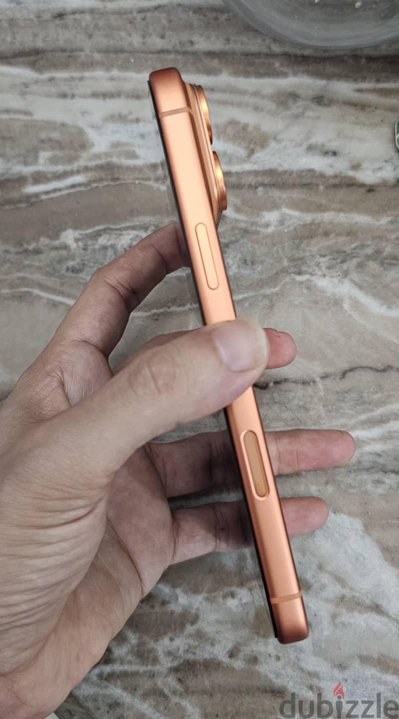 Apple - iPhone 17 Pro Max 2