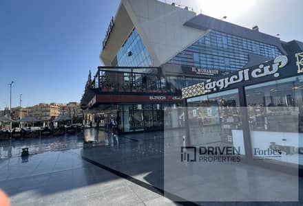 محل 338 متر للإيجار في ذا جيت بلازا مول الشيخ زايد الحي العاشر الجيزة        The Gate Plaza Mall Sheikh Zayed 10th District Giza