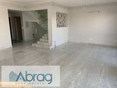 للايجار  توين هاوس سوبر لوكس مطبخ باجهزه وتكييفات  كومباوند باتيو الزهراء الشيخ زايد