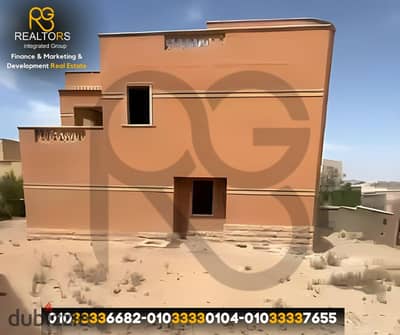 فيلا مستقله للبيع 540م كمبوند فيرست هايتس – المرحله الاولي(موقع مميز)