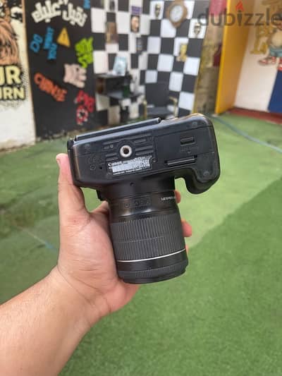 Canon 700D