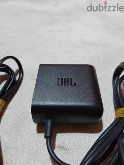 شاحن jbl اوريجينال خلع