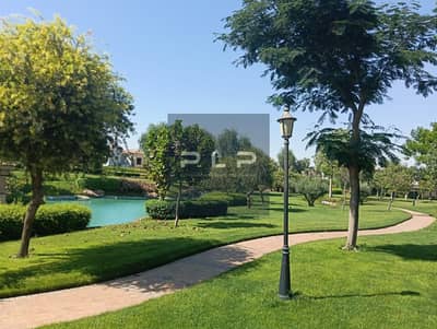 شقه للايجار اوبن فيو لاند سكيب مفروشه بالكامل بسعر لقطه في كمبوند ليك فيو Lake View