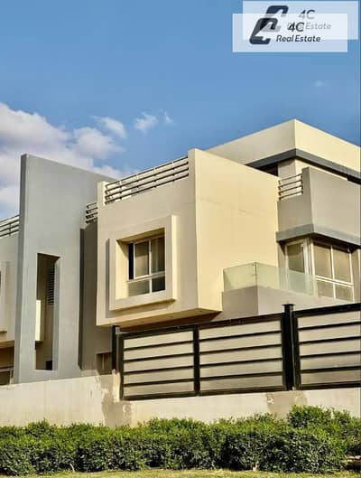 For quick sale: Twin house, 280 sq m, resale - Hyde Park, Fifth Settlement, lowest total price in the market, installments available - ready for view