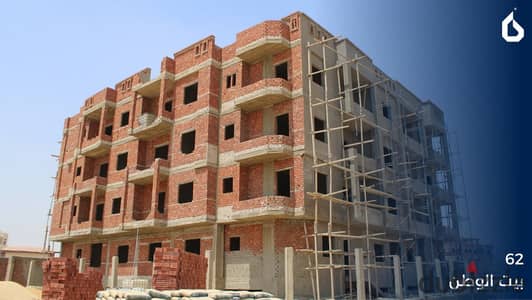 من المطور مباشرة بالحى التانى ببيت الوطن حرف Cامتلك شقة 193م ناصيه على شارعين استلام بعد 9 شهور قريب من الشارع الفاصل مابين الحى التكميلى والحى التانى