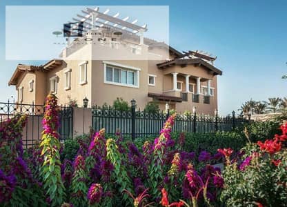 فيلا للبيع كلاسيك كورنر في هايد بارك Hyde Park القاهرة الجديدة New Cairo 410 متر مباني 600 متر أرض فيو لاندسكيب 5 غرف نوم 5 حمامات تشطيب سوبر لوكس