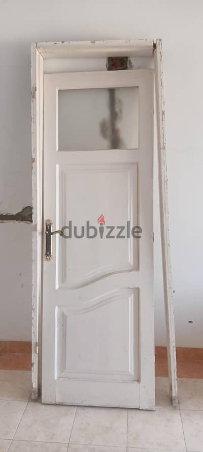 باب مطبخ او حمام مستعمل