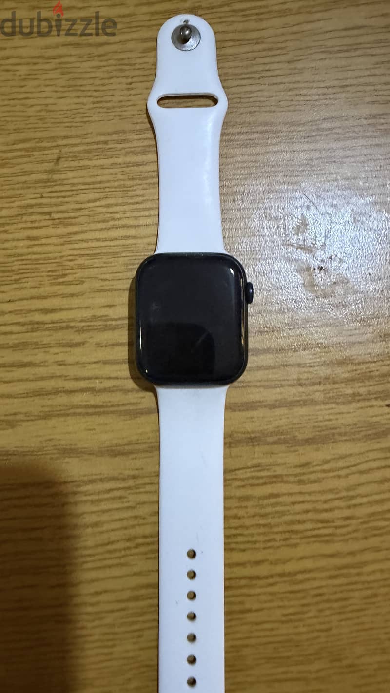 Apple Watch - S9 - 98% Battery 2