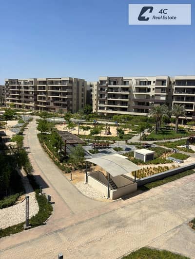 Fully finished Apartment with Very Special Price in palm Hills new cairo