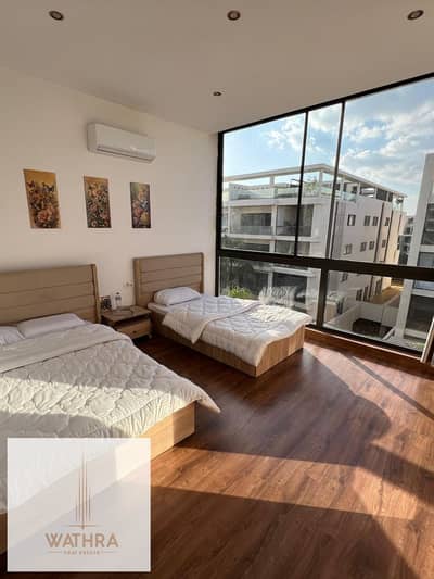 شقة مميزة للايجار مفروشة بالكامل فرش فندقي في Lake view Residence