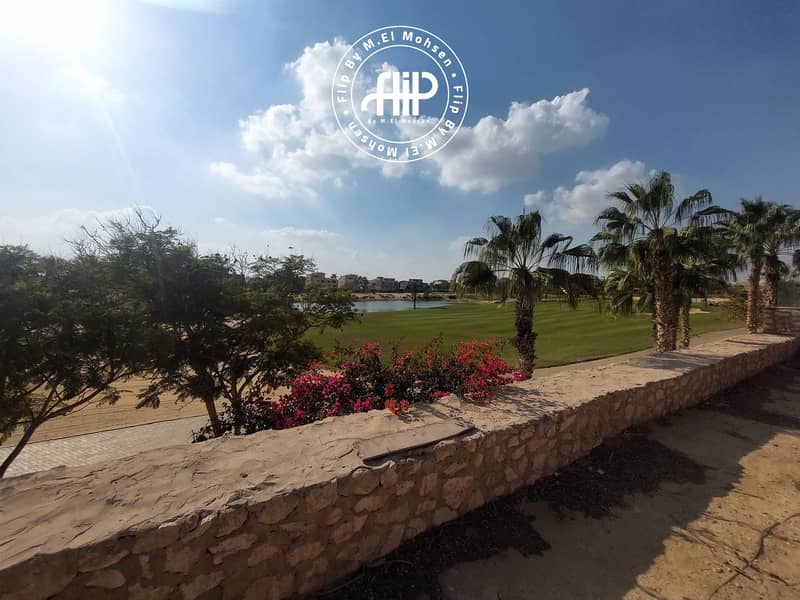 First-Row Golf Standalone Villa 0 First-Row Golf Standalone Villa 0