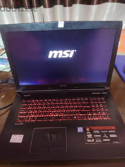 لاب توب msi ١٧ بوصة