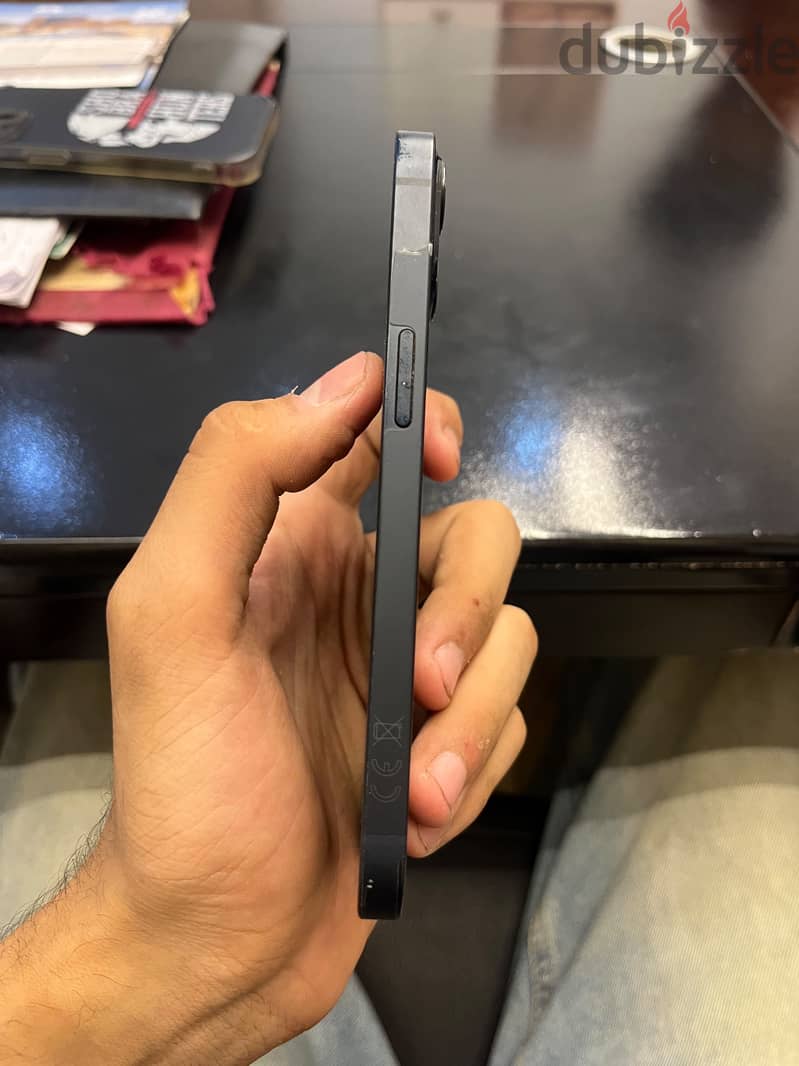 Apple - iPhone 13 4