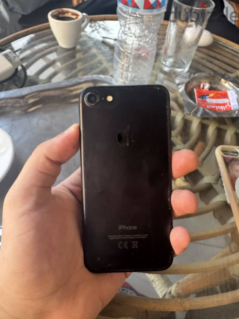 Apple - iPhone 7 1