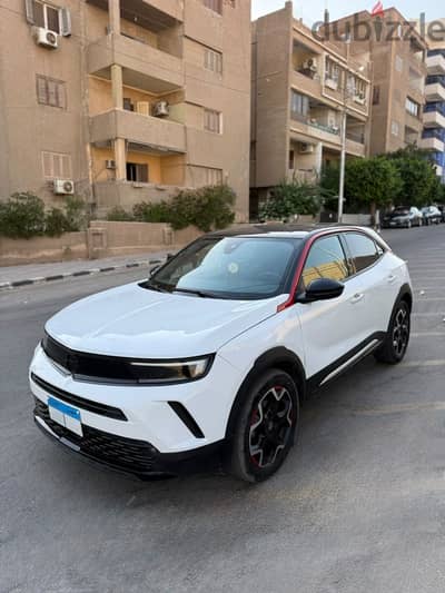 أوبل موكا 2023 توب  لاين فبريكه زيرو عداد 50 الف صيانات توكيل