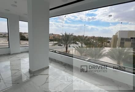 محل تجاري متشطب جاهز للاستلام للبيع بالتقسيط في وصلة دهشور الشيخ زايد A Plaza Waslet Dahshour Sheikh Zayed   A Plaza