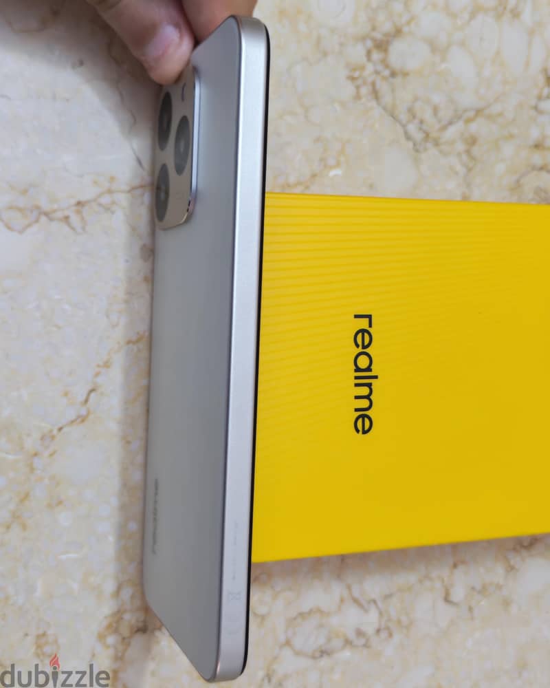 Realme 15Tl 3