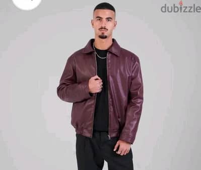 Leather jacket unisex burgundy size m اتلبس حوالي تلات ولا اربع مرات