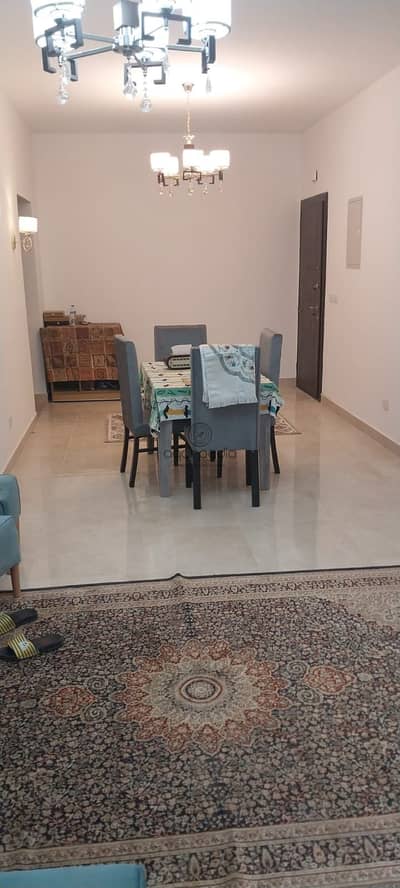 Fully Furnished Apartment in Fifth Square – Ready to Move & Prime Location | شقة مفروشة في فيفث سكوير جاهزة للسكن بموقع مميز
