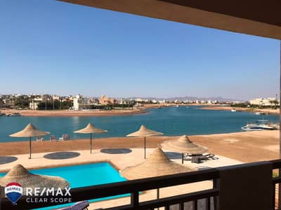 شاليه مفروش للايجار في الجونة بفيو مميز جدا ع الحمام و البحر gouna
