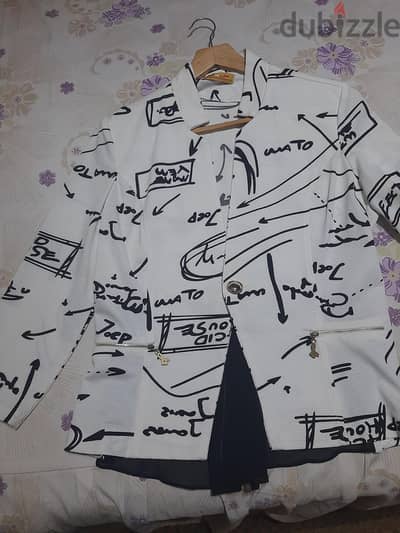 جاكيت بزرار