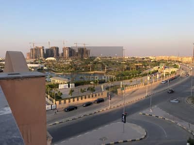 شقة روف مفروشة بالكامل للإيجار في كمبوند حدائق الكونتيننتال بحري الشيخ زايد