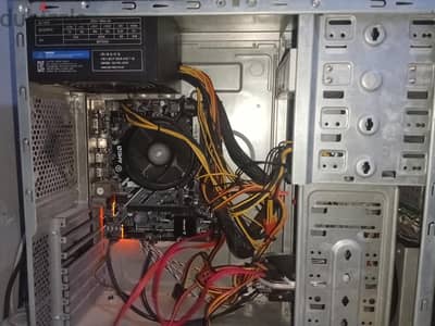 Ryzen 5 2400g + B450m + 8Gb DDR4 +SSD128-حاله ممتازه